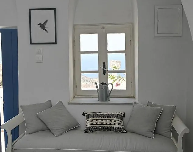 Josephine's House Semesterbostad *